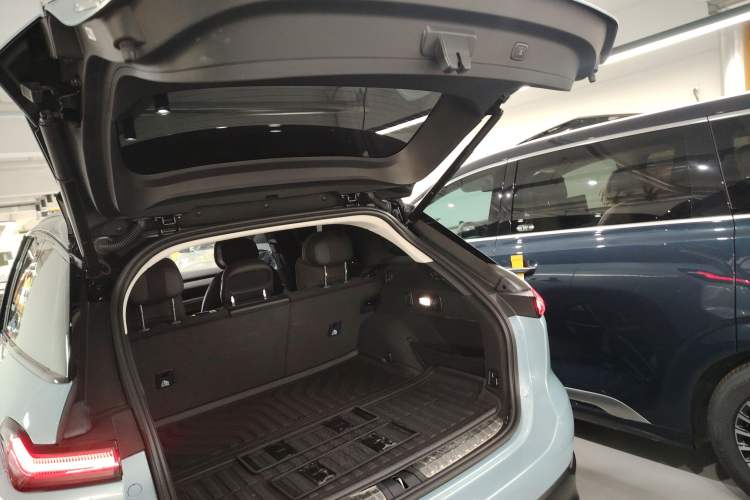 Used Nio ES7 2024 100kWh Trunk