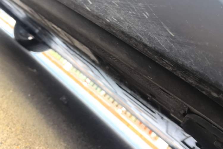 Used Nio ES7 2024 75 kWh Chassis Front Right