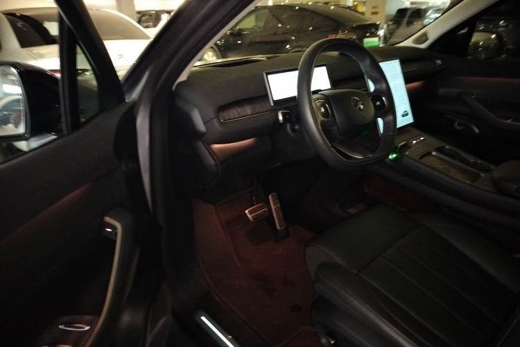 Used Nio ES7 2024 100kWh Driver Seat