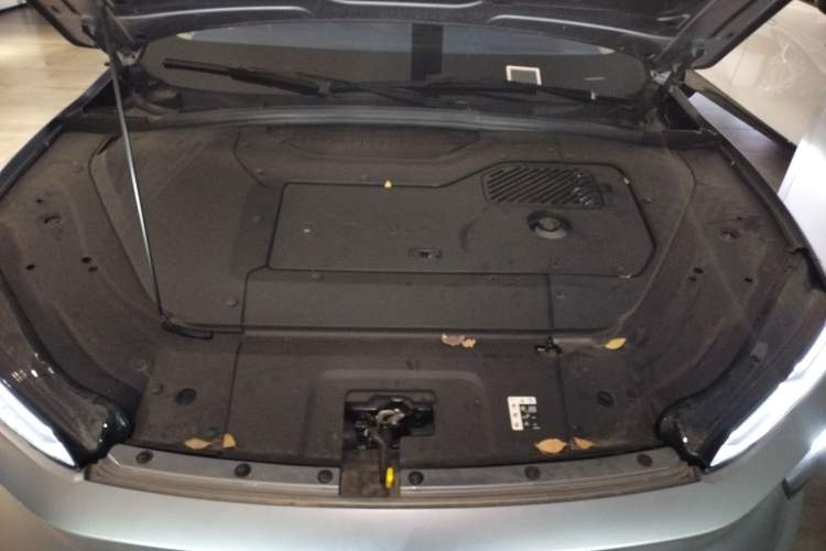 Used Nio ES7 2024 100kWh Engine Bay