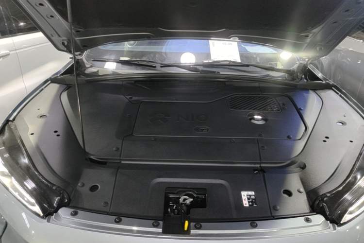 Used Nio ES7 2024 100kWh Engine Bay