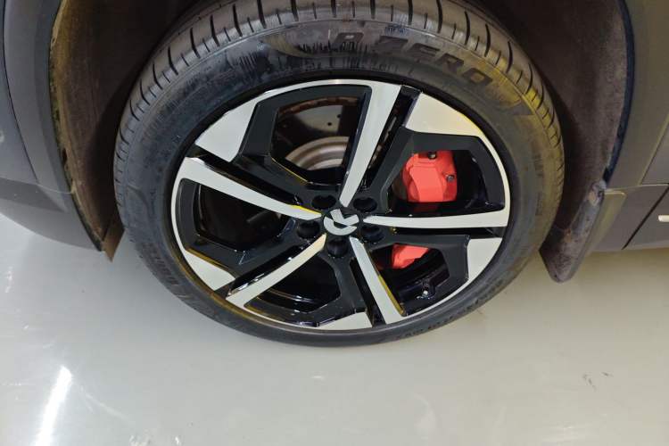 Used Nio ES7 2024 75 kWh Exterior 4