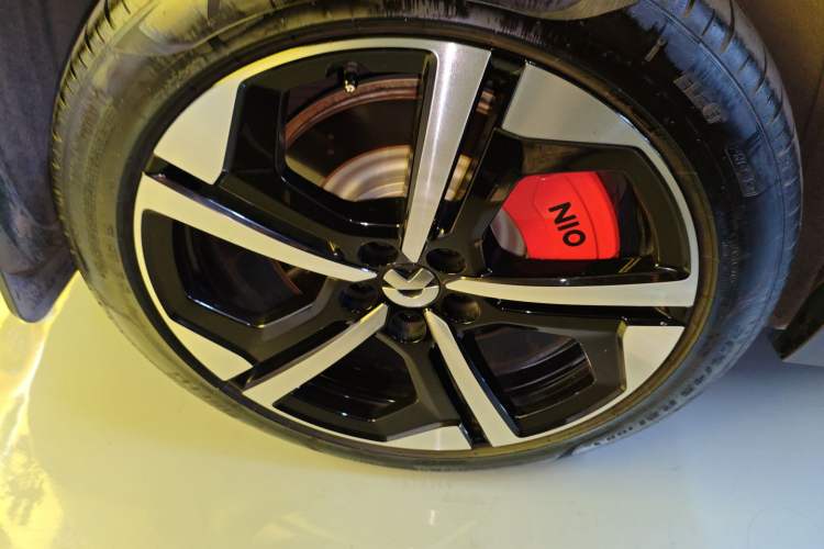 Used Nio ES7 2024 75 kWh Exterior 5