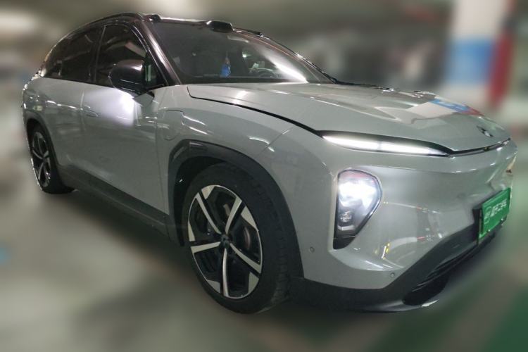 Used Nio ES7 2024 75 kWh Front Right 45 Deg