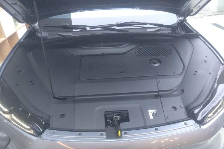 Used Nio ES7 2024 75 kWh Engine Bay