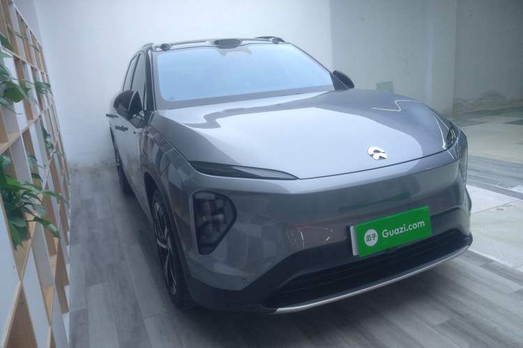 Used Nio ES7 2024 75 kWh Front Right 45 Deg