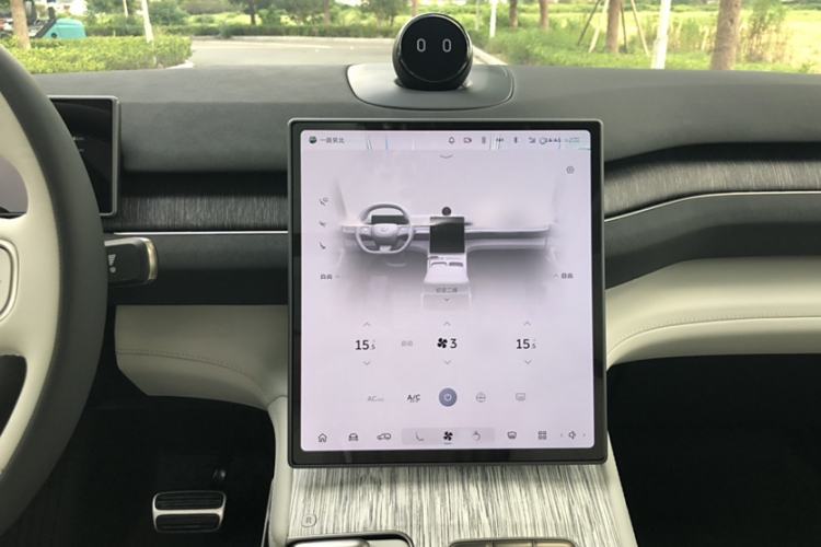 Used Nio ES7 2024 100kWh Signature Edition Interior 6