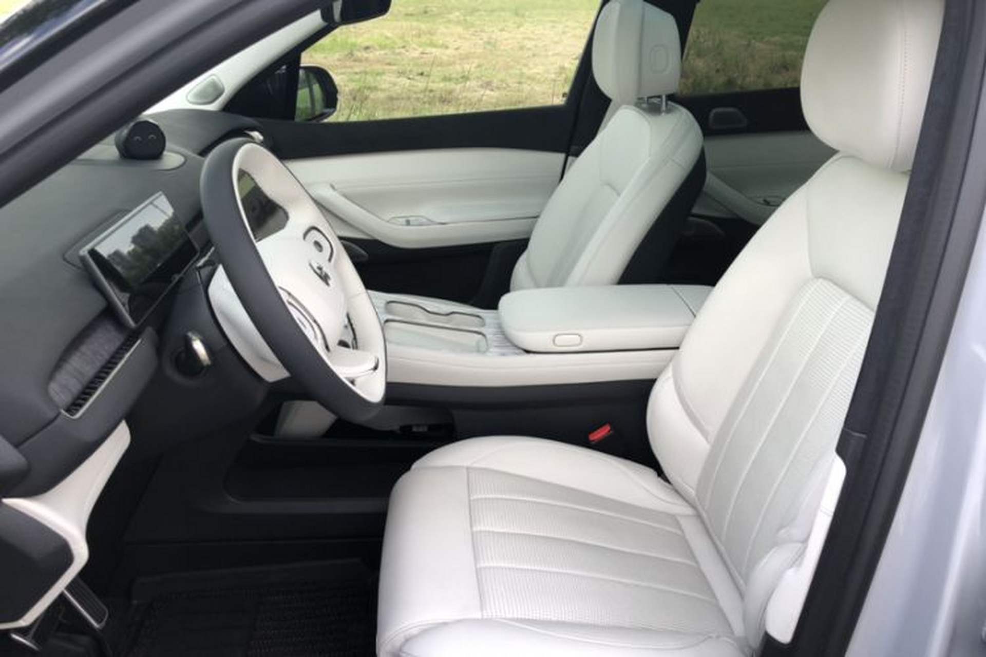 Used Nio ES7 2024 100kWh Signature Edition Left Front Seat