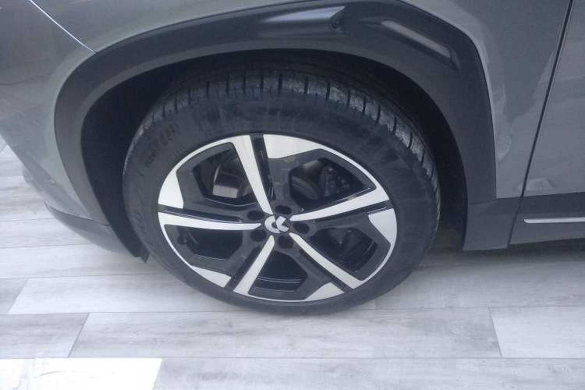 Used Nio ES7 2024 75 kWh Left Front Wheel Hub