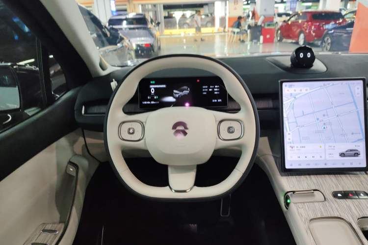 Used Nio ES7 2024 100kWh Signature Edition Steering Wheel