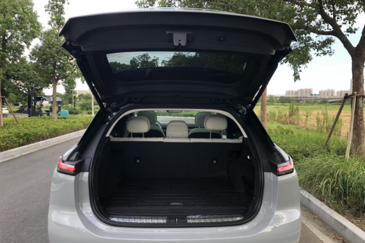 Used Nio ES7 2024 100kWh Signature Edition Trunk