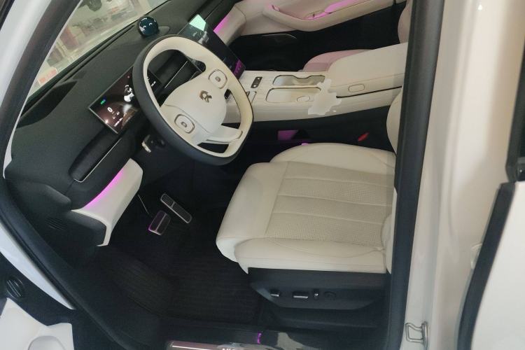 Used Nio ES7 2024 100kWh Signature Edition Left Front Seat