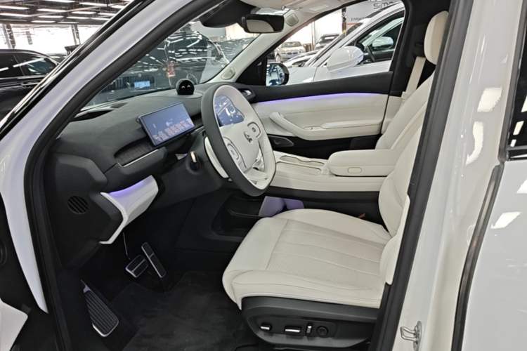 Used Nio ES7 2024 100kWh Left Front Seat