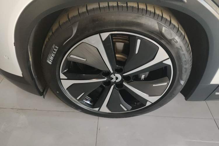 Used Nio ES7 2024 100kWh Signature Edition Left Front Wheel Hub