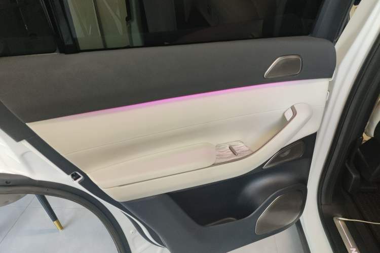 Used Nio ES7 2024 100kWh Signature Edition Left Rear Door Interior