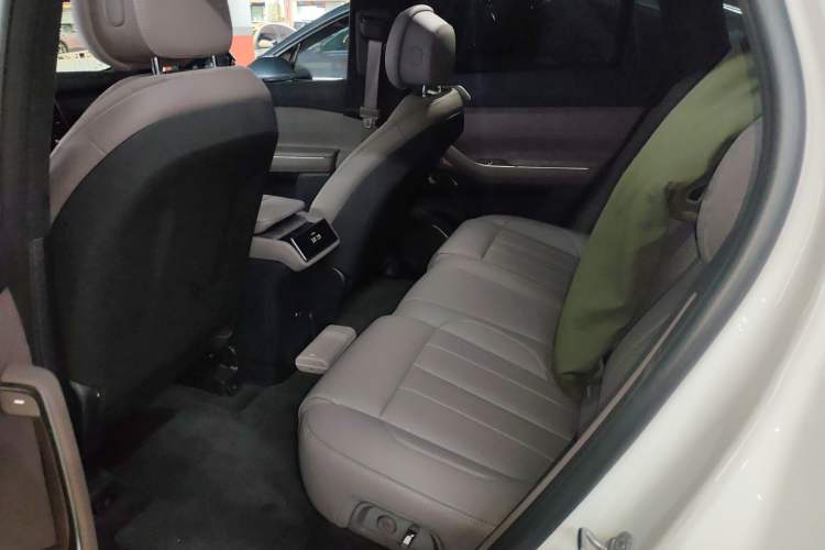 Used Nio ES7 2024 75 kWh Left Rear Seat