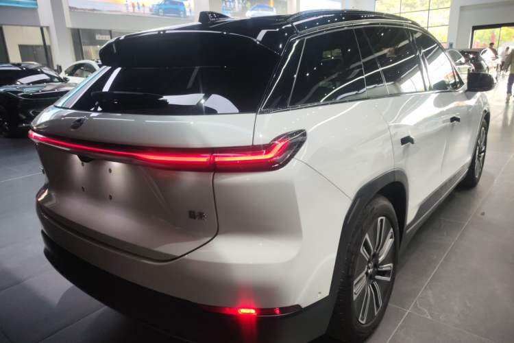 Used Nio ES7 2024 100kWh Signature Edition Rear Right 45 Deg