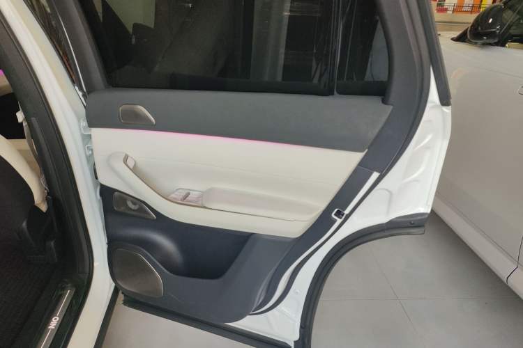 Used Nio ES7 2024 100kWh Signature Edition Right Rear Door Interior