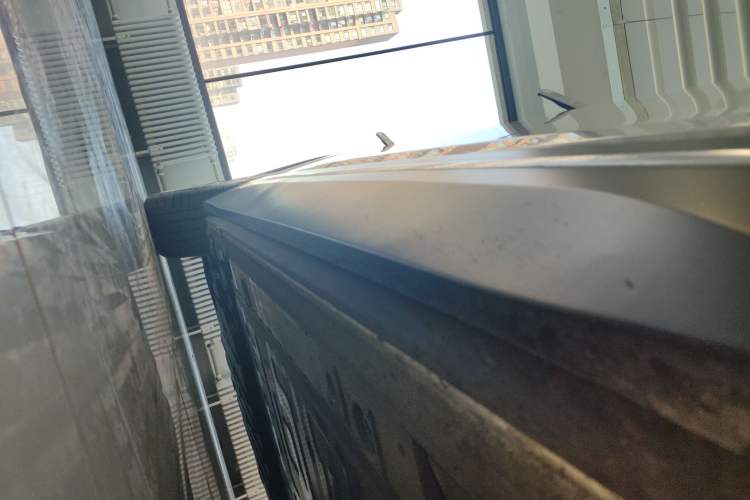 Used Nio ES7 2024 100kWh Signature Edition Right Side Sill