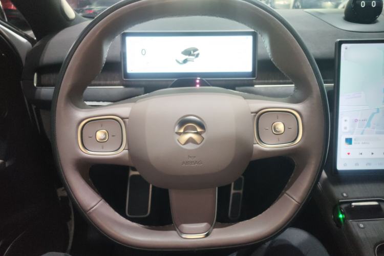 Used Nio ES7 2024 100kWh Signature Edition Steering Wheel