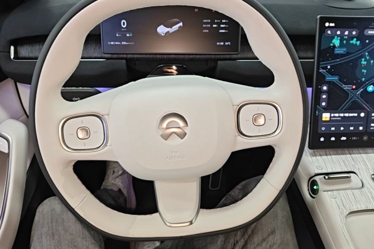 Used Nio ES7 2024 100kWh Steering Wheel