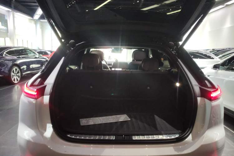 Used Nio ES7 2024 100kWh Signature Edition Trunk