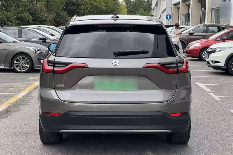 Used Nio ES8 2018 355 km Base Version 7-Seater Edition Exterior 2