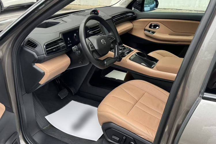 Used Nio ES8 2018 355 km Base Version 7-Seater Edition Interior 11
