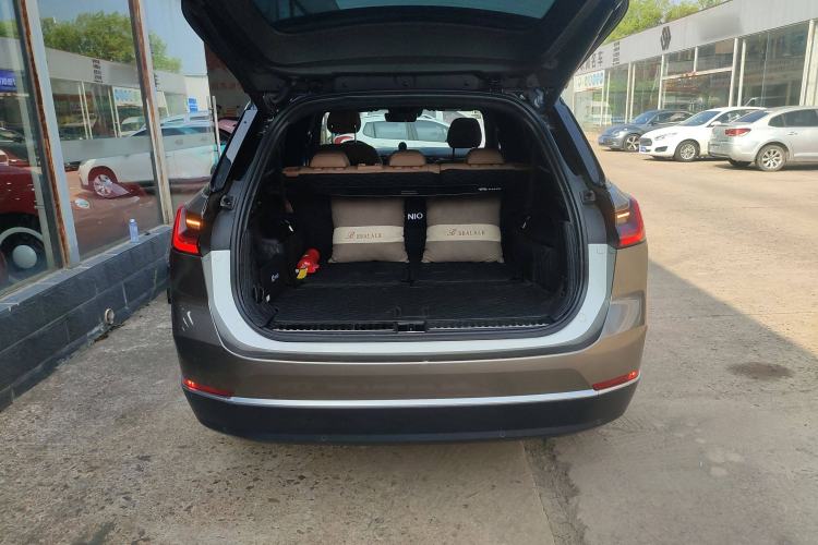 Used Nio ES8 2022 100kWh Signature Edition Seven-Seater Trunk