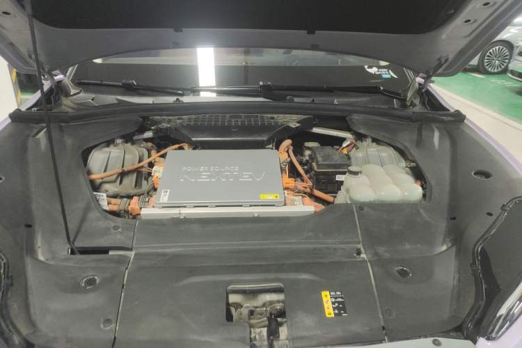 Used Nio ES8 2020 450 km Range 6-Seater Version Engine Bay
