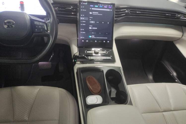 Used Nio ES8 2020 450 km Range 6-Seater Version Gear Lever