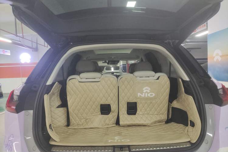 Used Nio ES8 2020 450 km Range 6-Seater Version Trunk