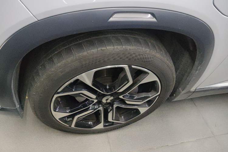 Used Nio ES8 2020 580 km Range Signature Edition Six-Seater Version Exterior 1