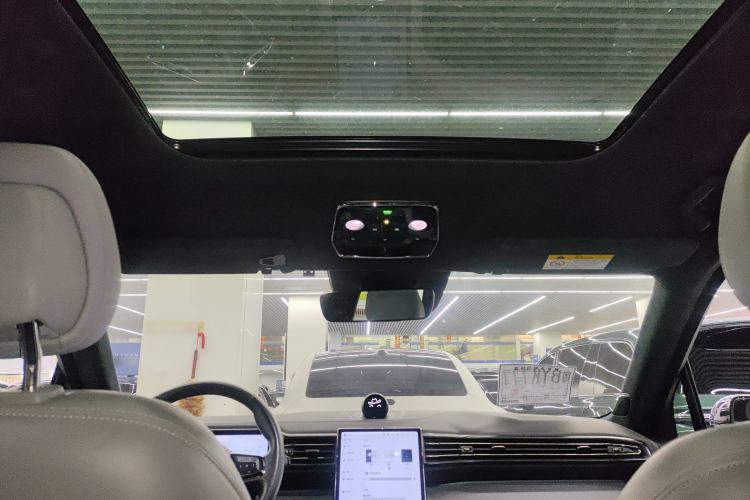 Used Nio ES8 2020 580 km Range Signature Edition Six-Seater Version Headliner