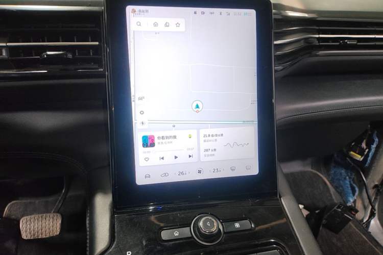 Used Nio ES8 2018 Founder Edition Audio And AC Panel