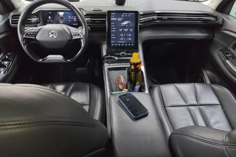 Used Nio ES8 2018 355 km Base Version 6-Seater Edition Center Console
