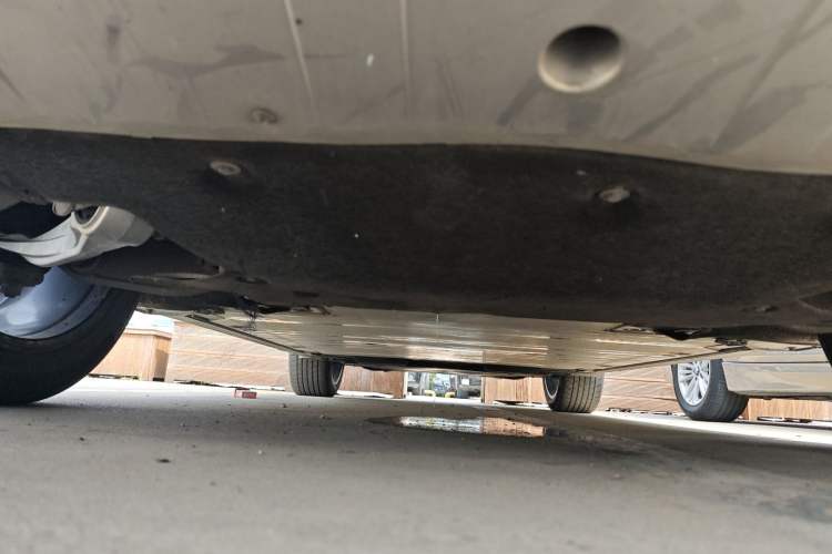 Used Nio ES8 2018 Founder Edition Chassis Front