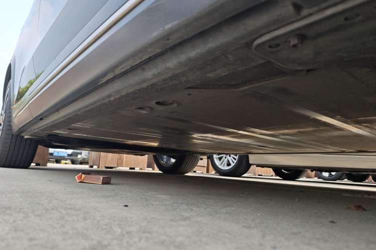 Used Nio ES8 2018 Founder Edition Chassis Front Right