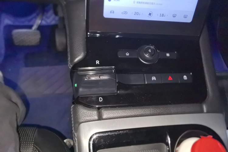 Used Nio ES8 2018 355 km Base Version 7-Seater Edition Gear Lever