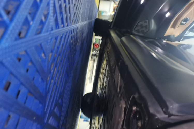 Used Nio ES8 2018 Founder Edition Left Side Sill