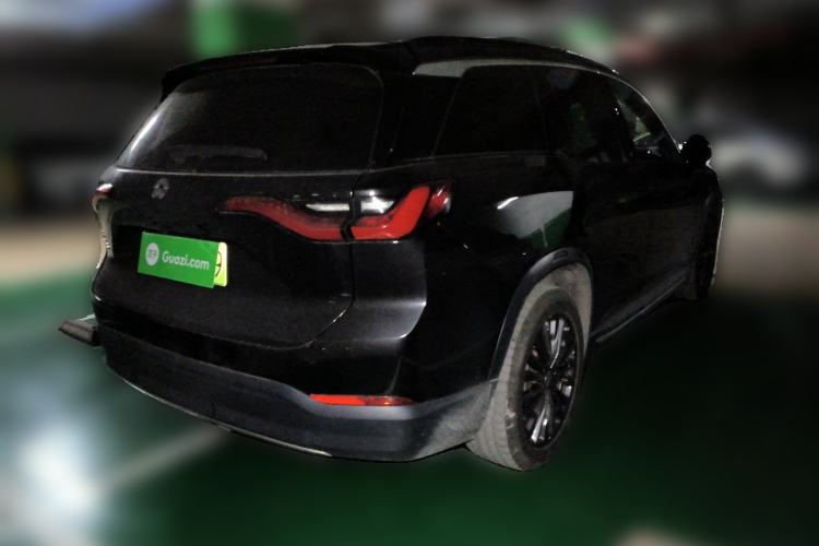 Used Nio ES8 2018 355 km Base Version 6-Seater Edition Rear Right 45 Deg