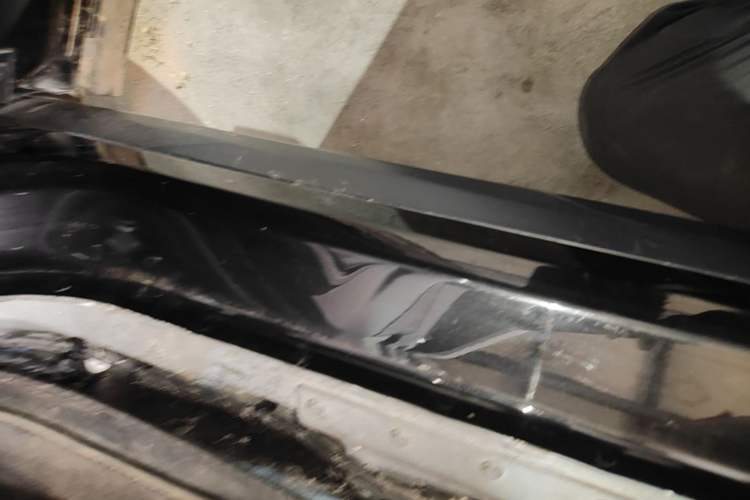 Used Nio ES8 2018 Founder Edition Right Side Sill