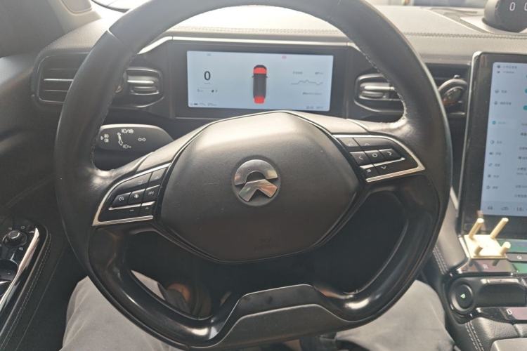 Used Nio ES8 2018 355 km Base Version 7-Seater Edition Steering Wheel