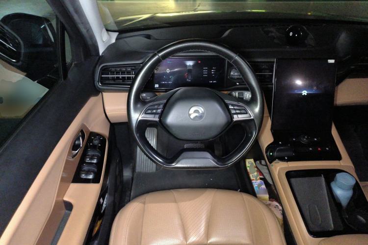 Used Nio ES8 2018 355 km Base Version 6-Seater Edition Steering Wheel