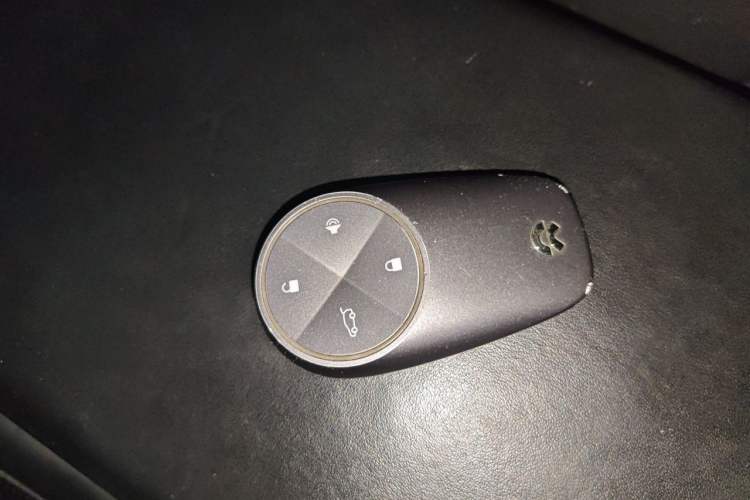 Used Nio ES8 2018 Founder Edition Vehicle Key