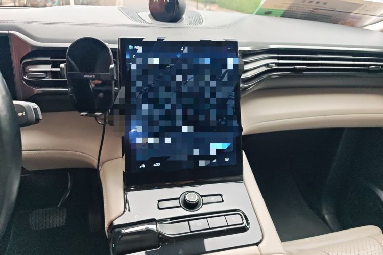 Used Nio ES8 2018 Founder Edition Audio And AC Panel