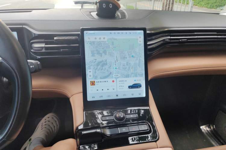 Used Nio ES8 2018 Founder Edition Audio And AC Panel