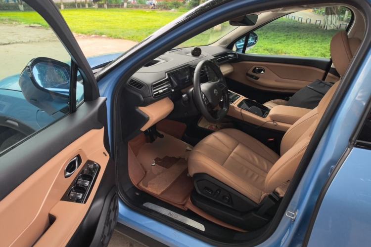Used Nio ES8 2018 355 km Base Version 7-Seater Edition Driver Seat