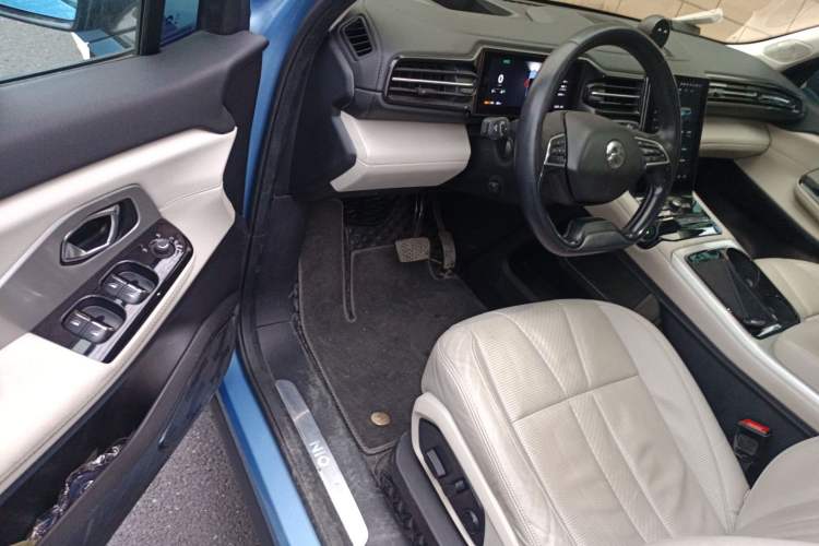 Used Nio ES8 2018 355 km Base Version 6-Seater Edition Driver Seat