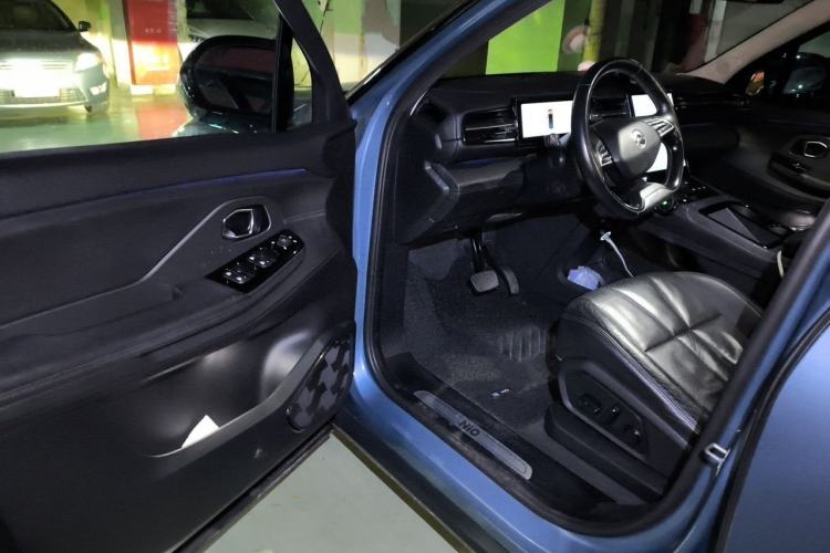 Used Nio ES8 2018 355 km Base Version 6-Seater Edition Driver Seat